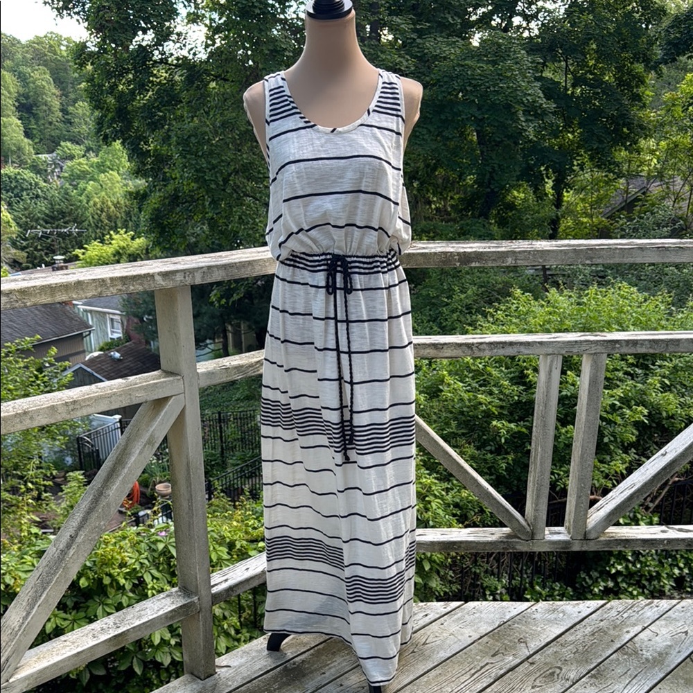 LOFT Beach Cream and Blue Sleeveless Maxi Sundress Size L